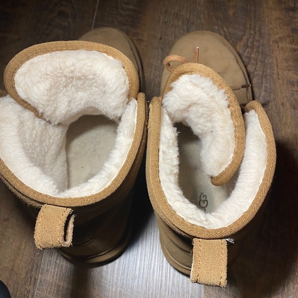 Men’s Ugg High Top Boots - Picture 6 of 6